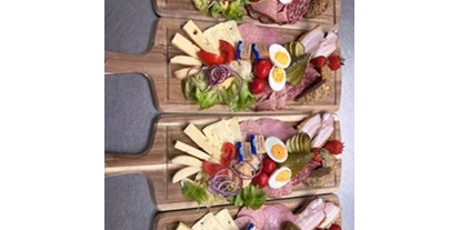 Essen-gehen - rollstuhlgerecht - Oberbayern - Brotzeitbrettl vom Hinterwirt - Gasthof Hinterwirt