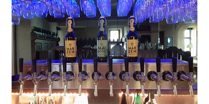 Essen-gehen - Ambiente: klassisch - 12 Fassbiere aus Franken und Bayern warten auf durstige Gäste - SophienBäck