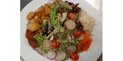 Essen-gehen - Ambiente: klassisch - Großer bunter Salatteller
14.90 € - SophienBäck