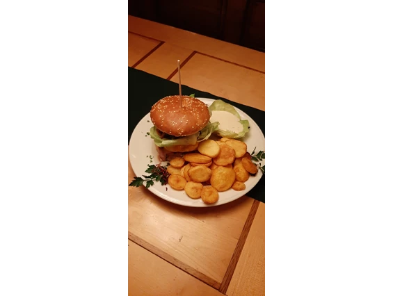 Restaurant: Burger gibt es auch - manchmal
12.90 € - SophienBäck