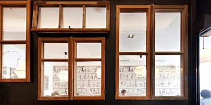 Essen-gehen - Ambiente: klassisch - Ein wahrer Hingucker. Das Schmugglar wurde mit viel Liebe zum Detail eingerichtet.  - Schmugglar Restaurant Cafe Bar
