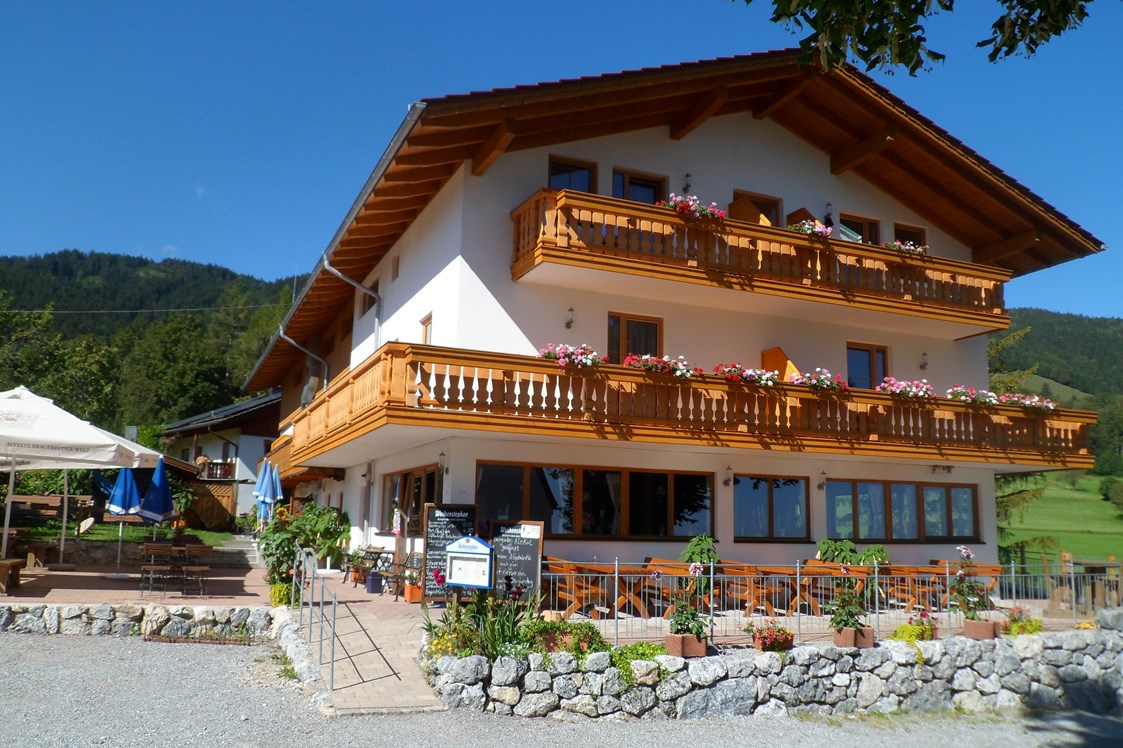 Restaurant: Hausansicht - Berggasthaus Kraxenberger