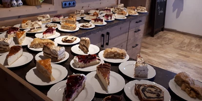 Essen-gehen - rollstuhlgerecht - Oberbayern - Berggasthaus Kraxenberger