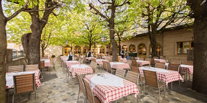 Essen-gehen - rollstuhlgerecht - Salzburg-Stadt Liefering - Gastgarten im Braurestaurant Imlauer - Braurestaurant Imlauer