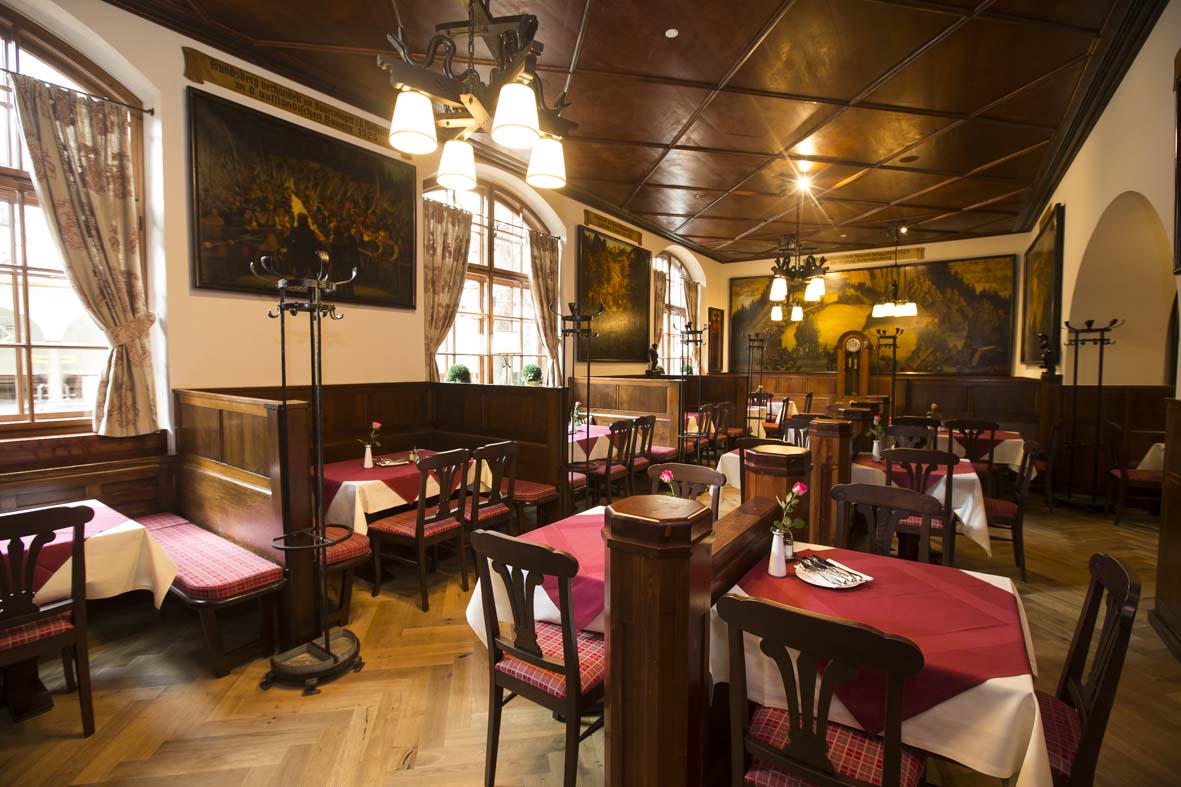 Essen-gehen - Sitzplätze im Freien - Salzburg - Sternbräu