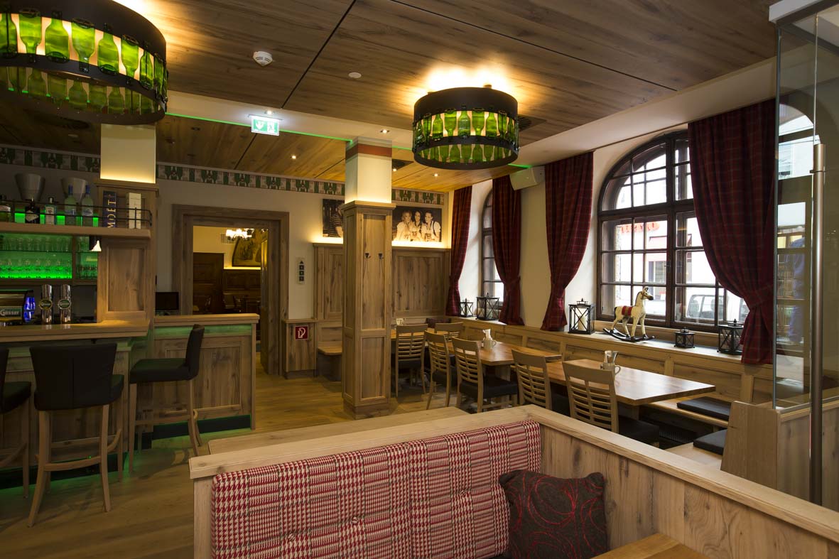 Essen-gehen - Sitzplätze im Freien - Salzburg - Sternbräu