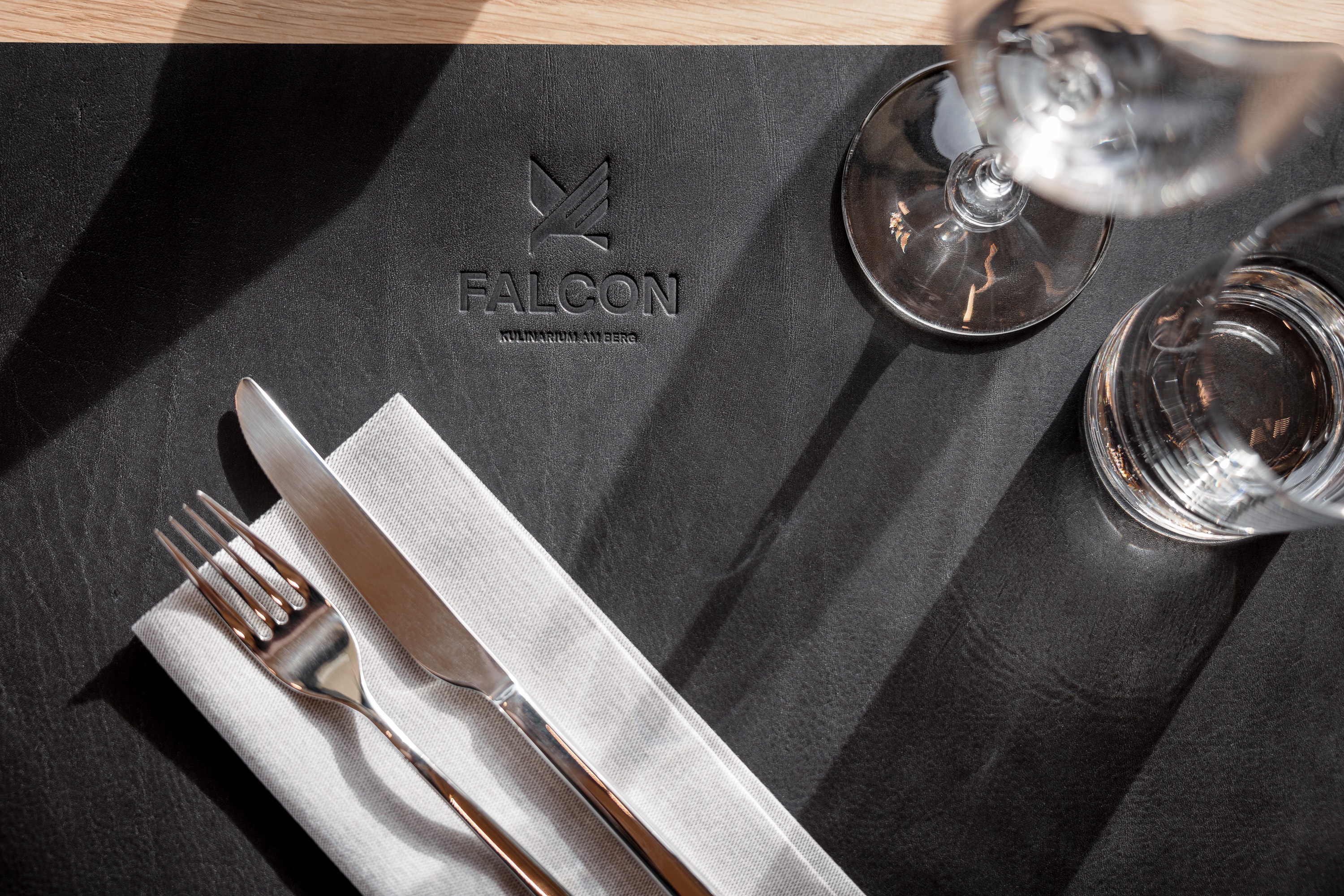 Essen-gehen - Preisniveau: €€€ - Tirol - FALCON À-la-Carte-Restaurant bietet kulinarischen Genuss in Top-Lage – direkt neben der Mittelstation der Gaislachkoglbahn - FALCON Restaurants