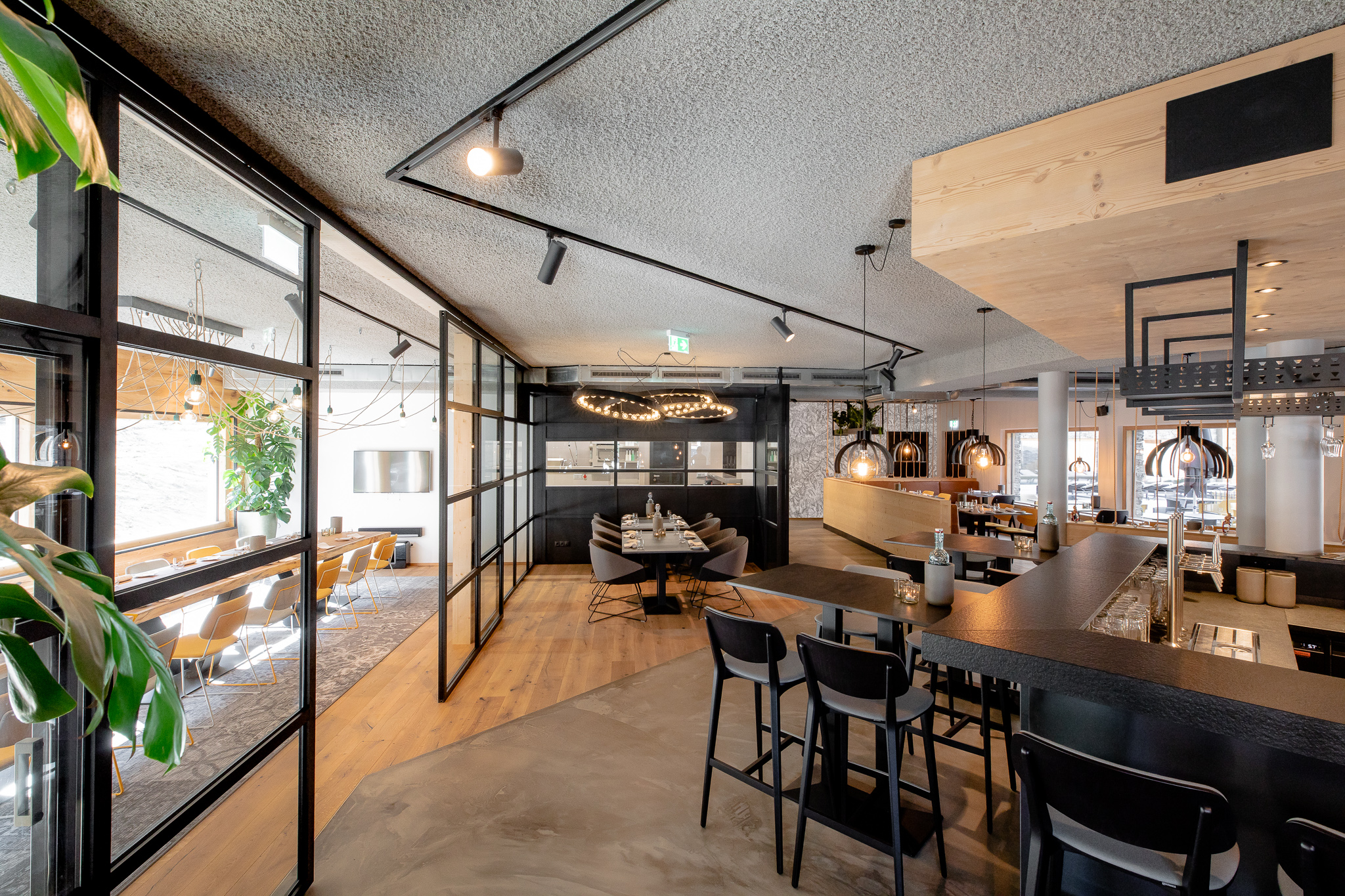 Essen-gehen - Sitzplätze im Freien - Tirol - WNDRLX Bistro