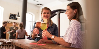 Essen-gehen - rollstuhlgerecht - Salzburg-Stadt Liefering - Gerne servieren wir Ihnen auch die hauseigenen Biercocktails. - Stieglitz der Stiegl-Brauwelt