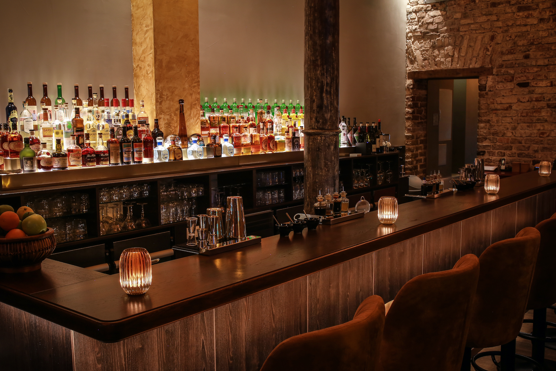 Essen-gehen - Live Musik abends - Bar Area von Barito (Restaurant & Bar) in Köln - barito