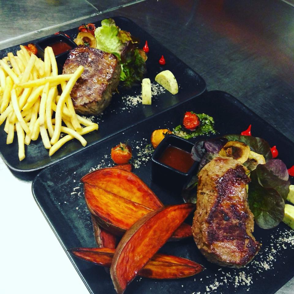 Essen-gehen - PLZ 6542 (Österreich) - ibex Bar/Club/Restaurant - Unterrainer KG