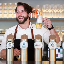 Restaurant: 6 verschieden Biere vom Fass... Prost!  - Fuxn - Salzburger Volkswirtschaft