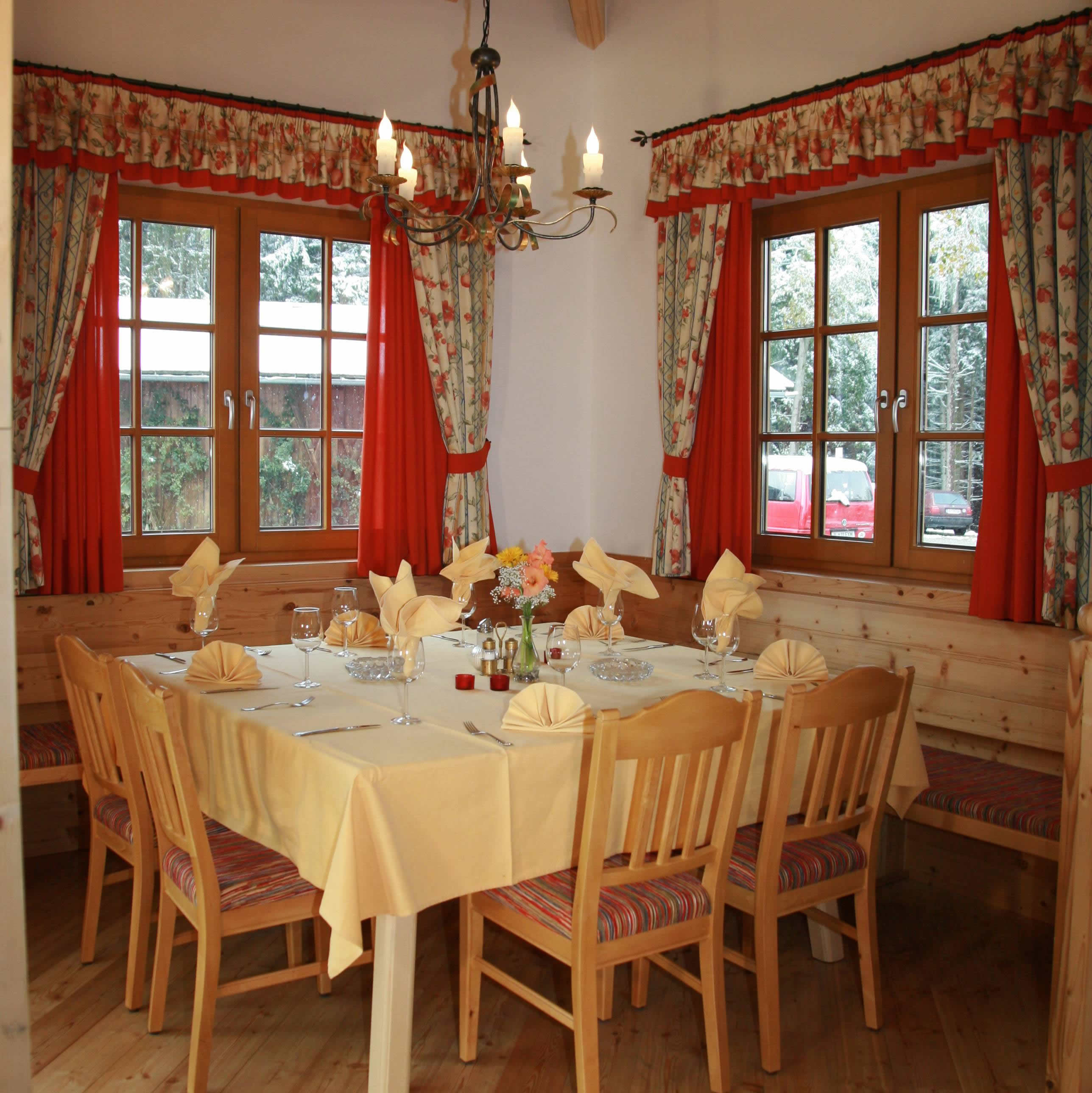 Essen-gehen - Thaur - Wirtshaus und Restaurant Nattererboden