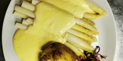 Essen-gehen - Gerichte: Delikatessen - Schwäbische Alb - Spargel mit Ofenkartoffel und Sauce Hollondaise - Restaurant und Weinstube Anker