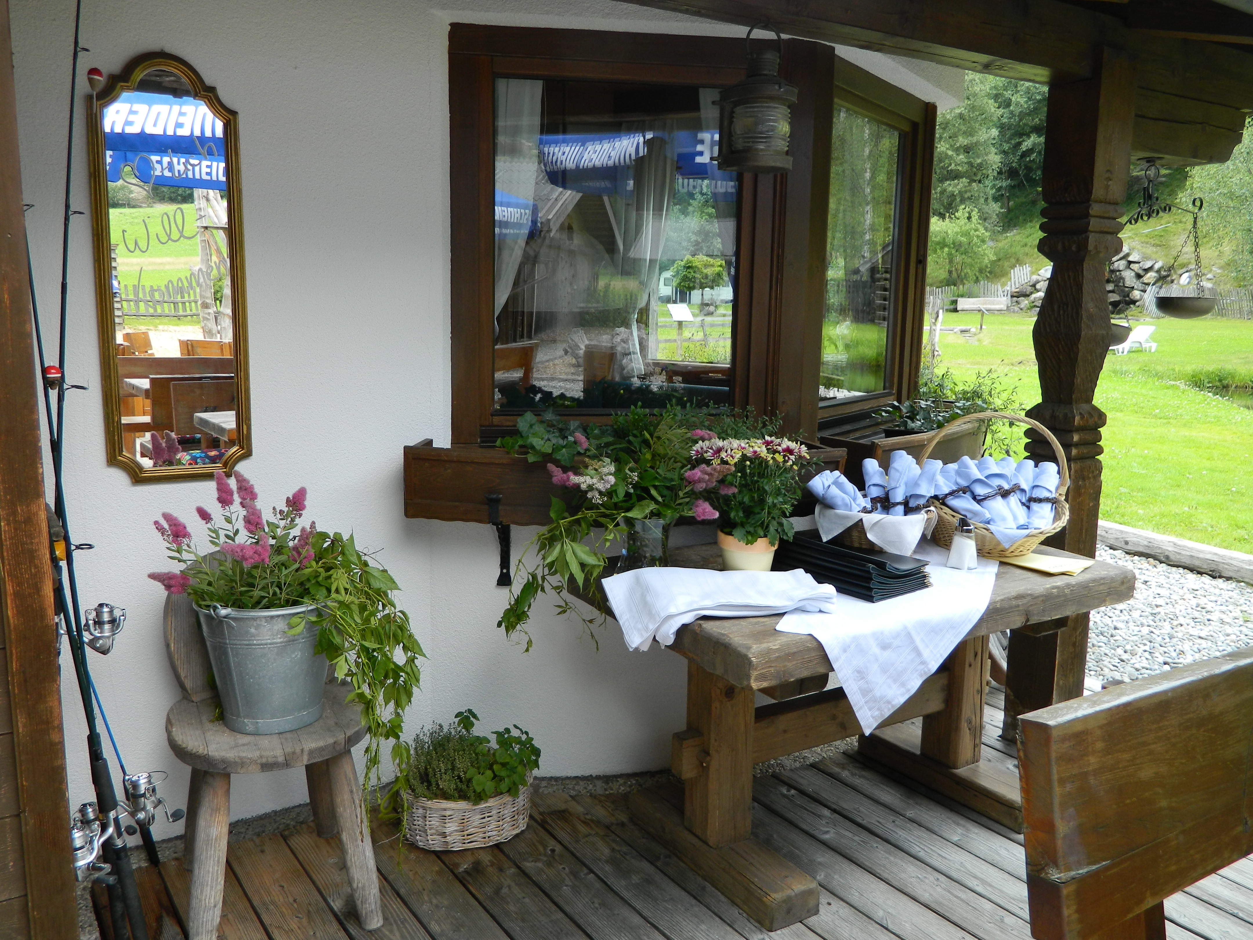 Essen-gehen - PLZ 6481 (Österreich) - Terrasse  - Restaurant Fischteich