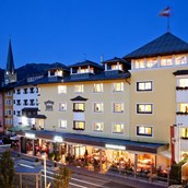Restaurant - Sporthotel Reisch - im Herzen von Kitzbühel - Sporthotel Reisch - Restaurant Kaiserstuben